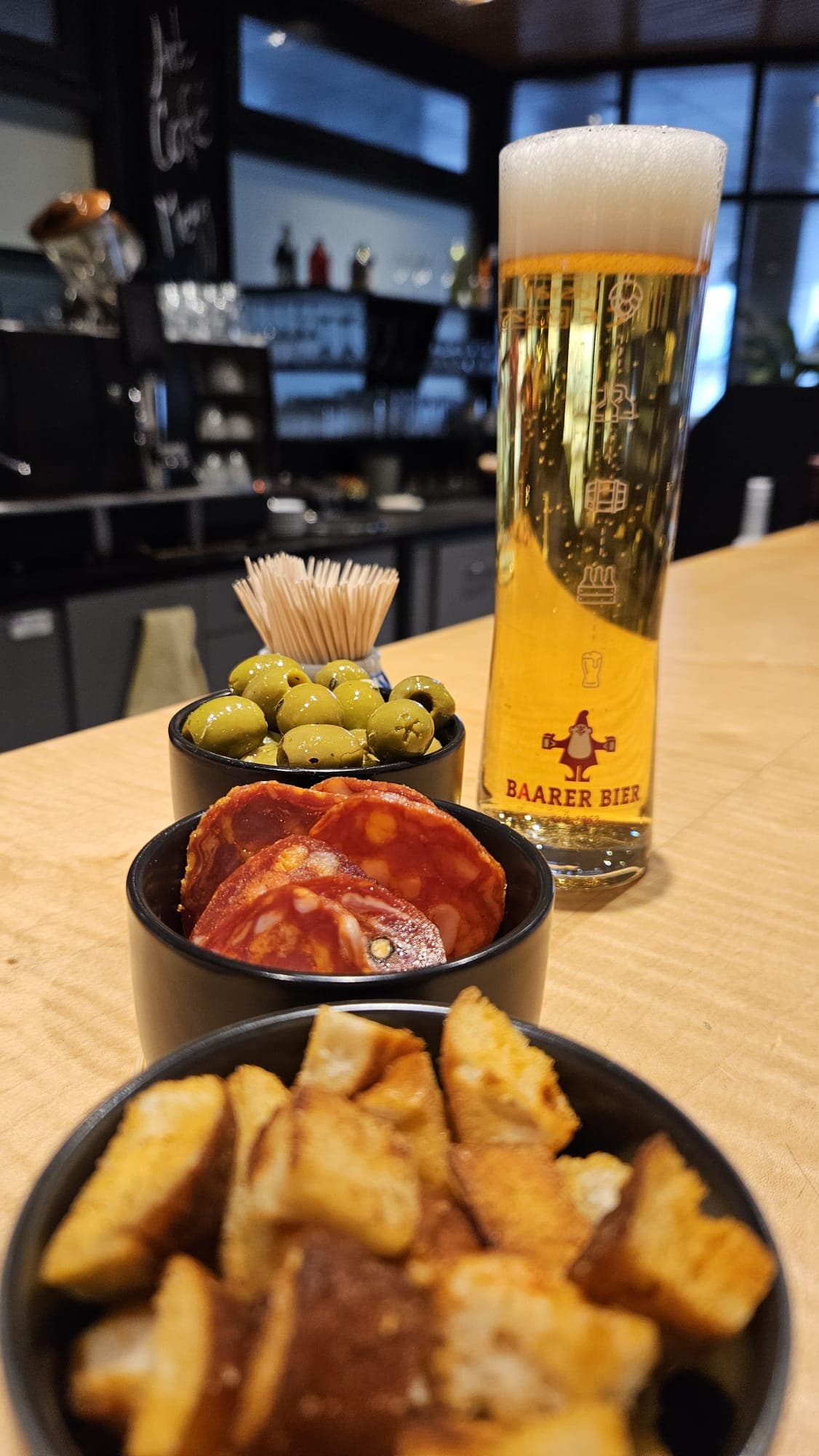 Apéro mit Baarer Bier